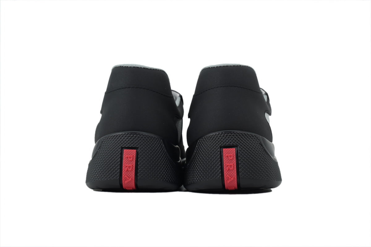 Prada Cup 'Carbon Black'