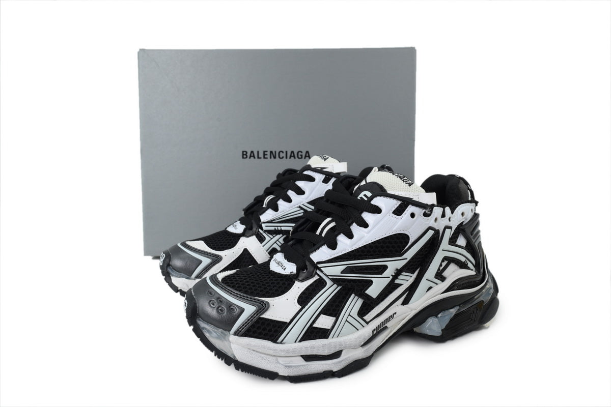 Balenciaga Runner 'Black White'